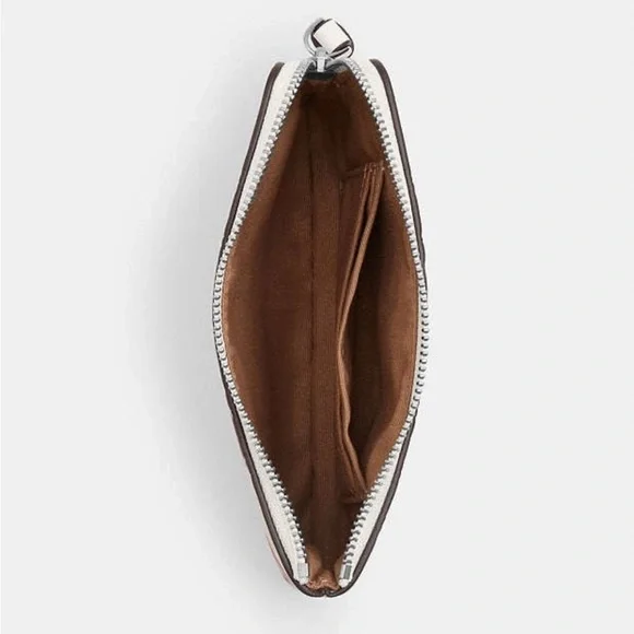 ❤️❤️❤️NEW Coach wristlet/wallet with cherry print /silvertone hardware ❤️❤️❤️ - Picture 6 of 10